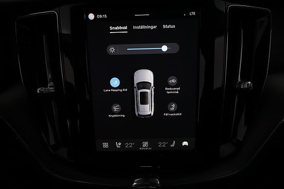 Volvo XC60 16 of 28