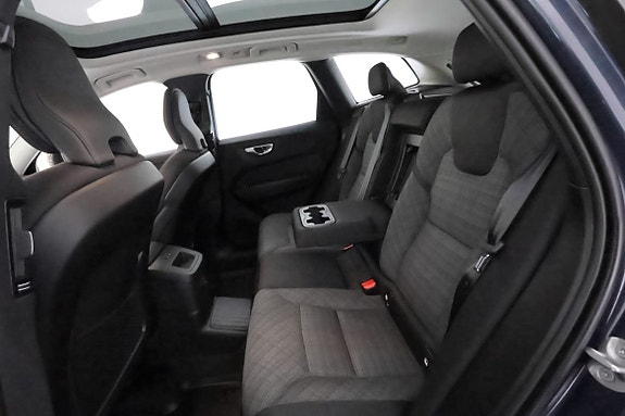 Volvo XC60 28 of 28