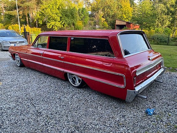 Chevrolet Impala 4 of 9