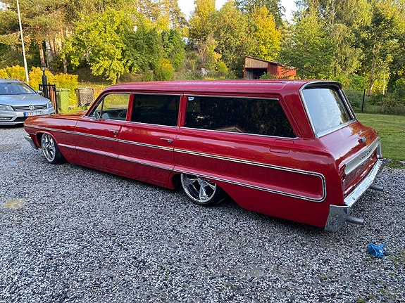 Chevrolet Impala 5 of 9