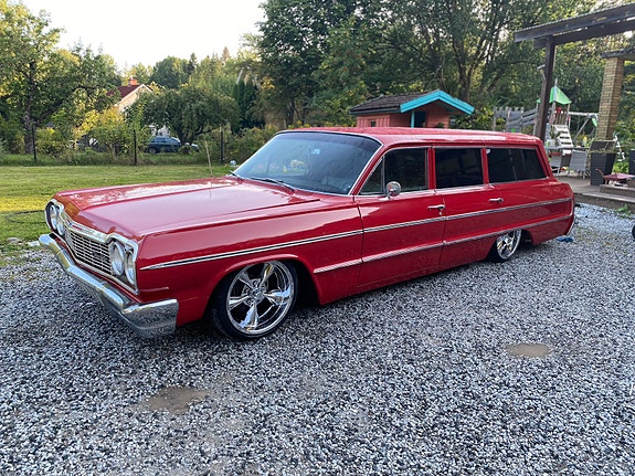 Chevrolet Impala 2 of 9