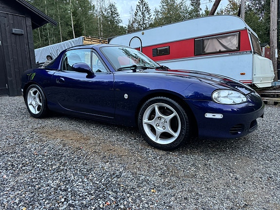 Mazda MX-5 2 of 9