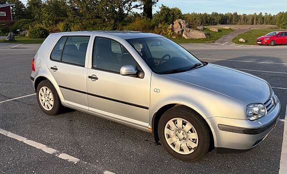 Volkswagen Golf IV 3 of 15