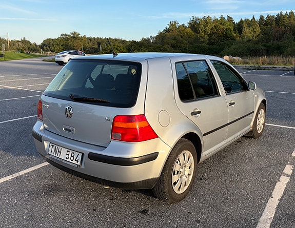 Volkswagen Golf IV 4 of 15