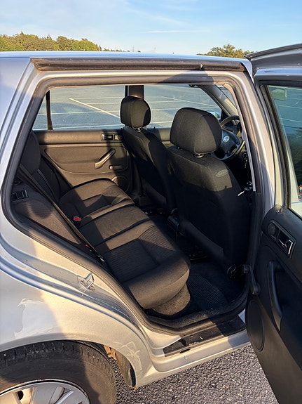 Volkswagen Golf IV 8 of 15