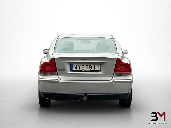Volvo S60 5 of 16