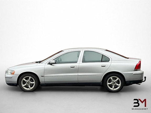 Volvo S60 3 of 16