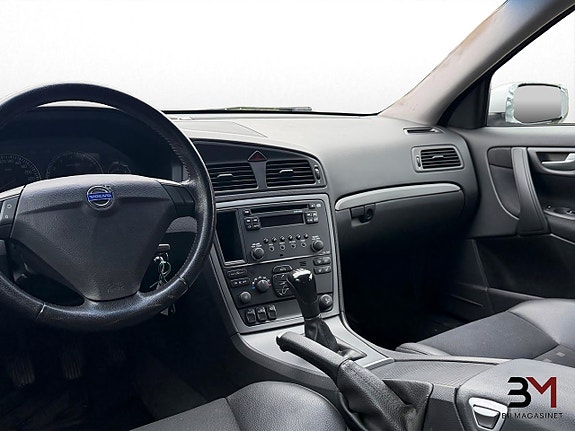 Volvo S60 15 of 16
