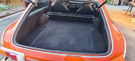 Volvo 1800ES 2 of 11