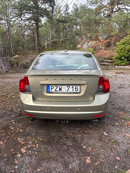 Volvo S40 3 of 9
