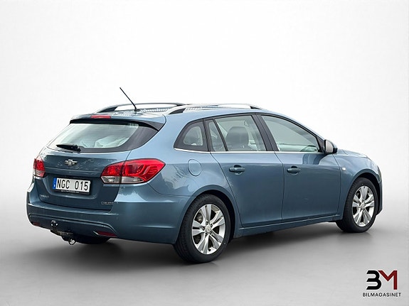 Chevrolet Cruze 6 of 15