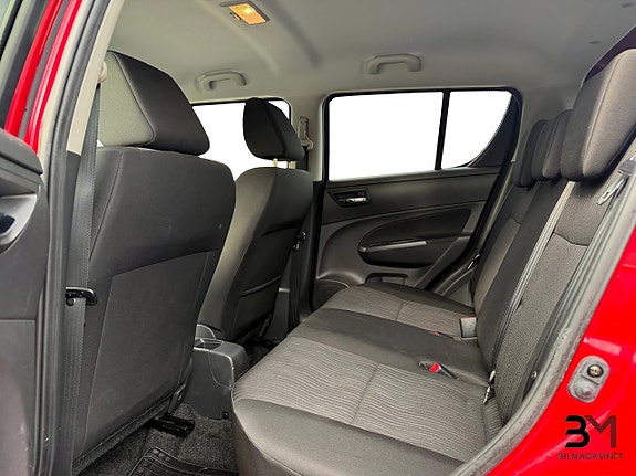 Suzuki Swift 12 of 22