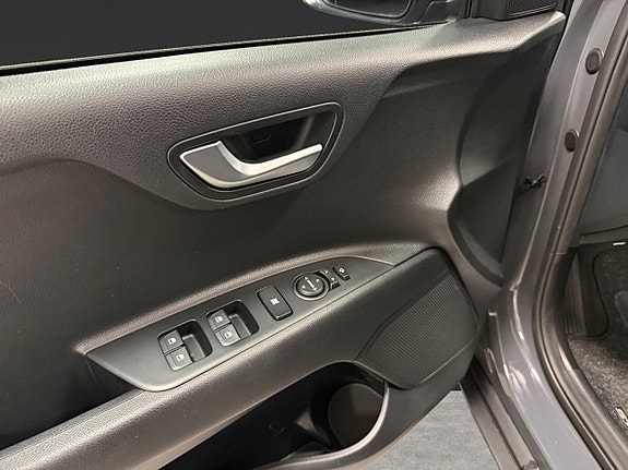 Kia Stonic 9 of 17