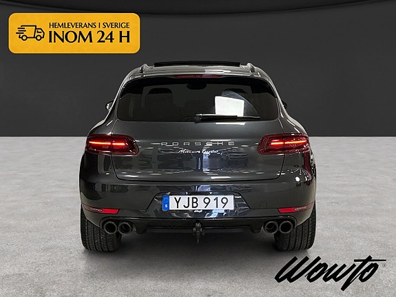 Porsche Macan Turbo 5 of 19