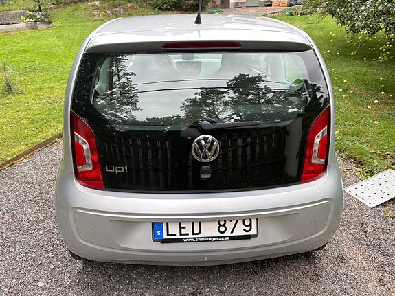 Volkswagen UP! 4 of 10