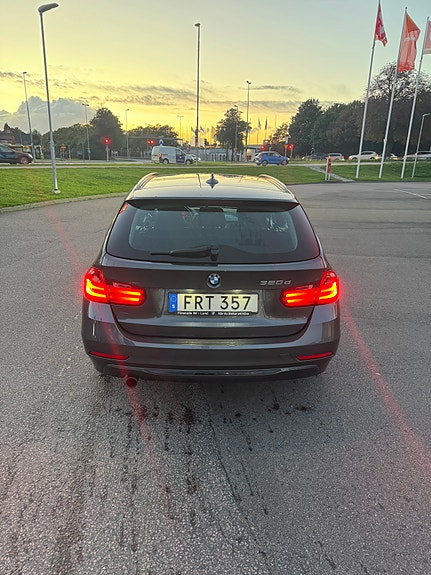 BMW 320d 2 of 10