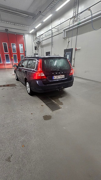 Volvo V70 4 of 4