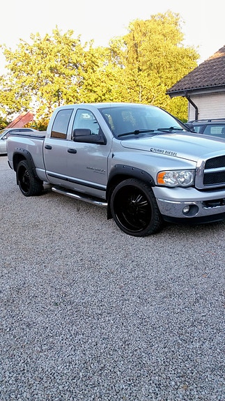 Dodge RAM 2500 5 of 7