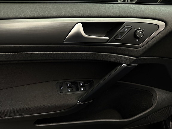 Volkswagen Golf I 15 of 27