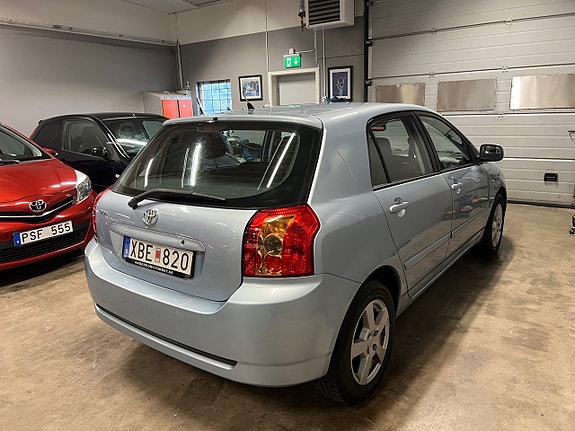 Toyota Corolla 2 of 15