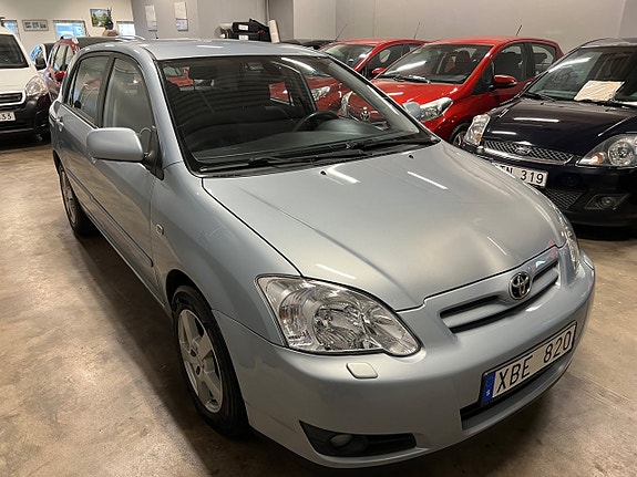 Toyota Corolla 7 of 15