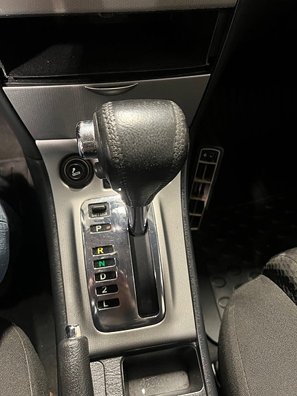 Toyota Corolla 10 of 15