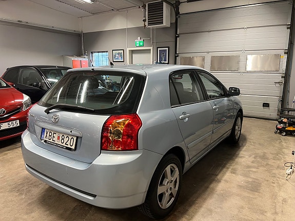 Toyota Corolla 6 of 15
