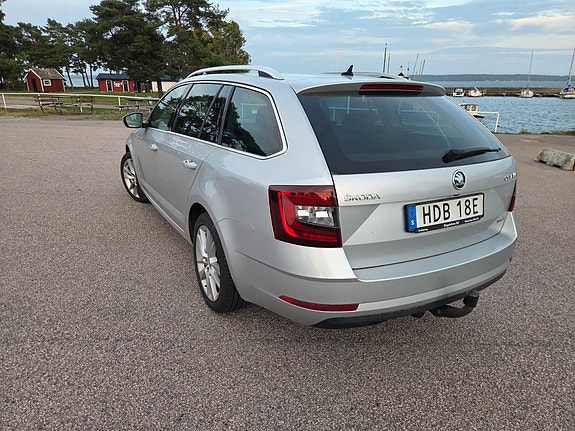 Skoda Octavia 6 of 8