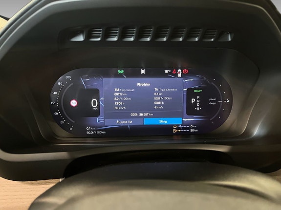 Volvo XC90 16 of 24