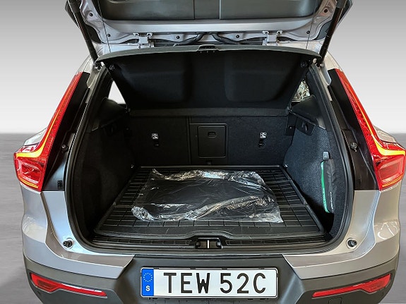 Volvo XC40 18 of 18