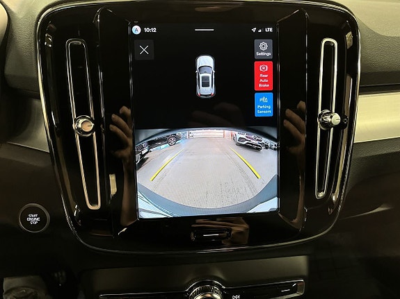 Volvo XC40 10 of 10