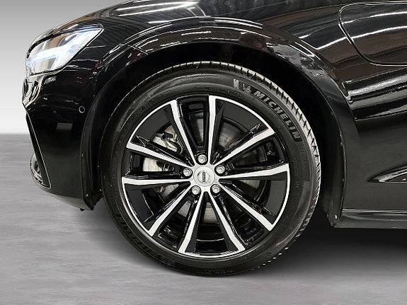 Volvo V60 9 of 20