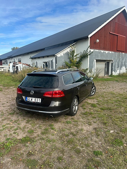 Volkswagen Passat 4 of 7