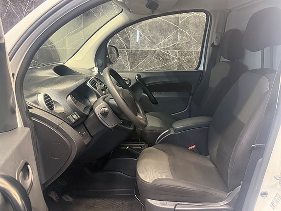 Renault Kangoo Express 13 of 27