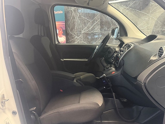 Renault Kangoo Express 14 of 27