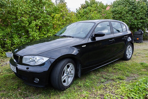 BMW 118i 5 of 16