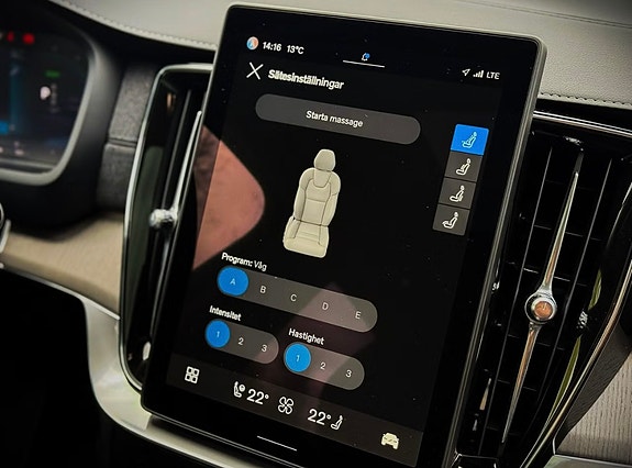Volvo XC90 16 of 16