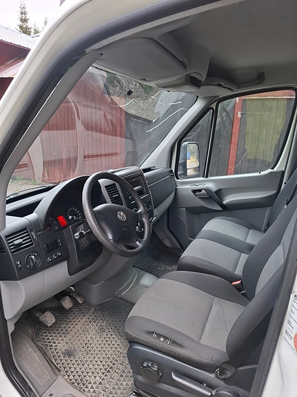 Volkswagen Crafter 6 of 6