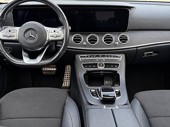 Mercedes-Benz E220 d 12 of 29