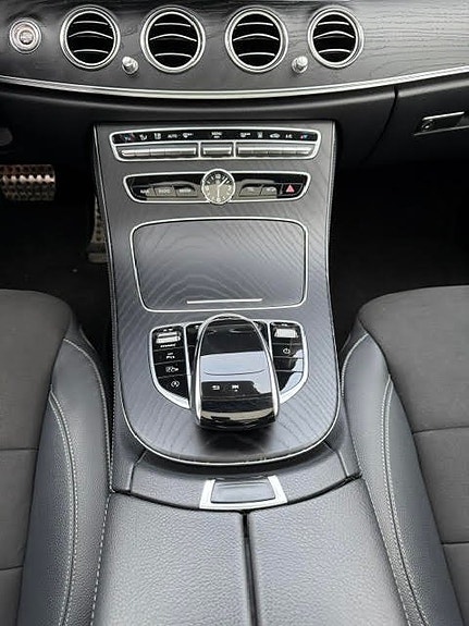 Mercedes-Benz E220 d 16 of 29