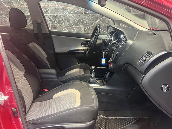Kia Ceed 15 of 23