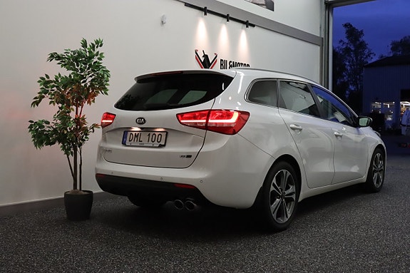 Kia Ceed 4 of 13