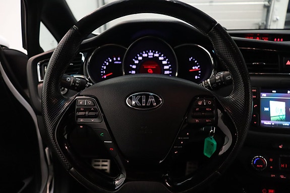 Kia Ceed 8 of 13