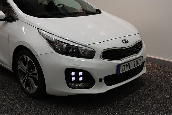 Kia Ceed 3 of 13