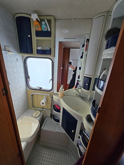 Adria Unica C 743 UK 5 of 8