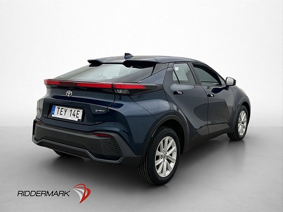Toyota C-HR 8 of 30