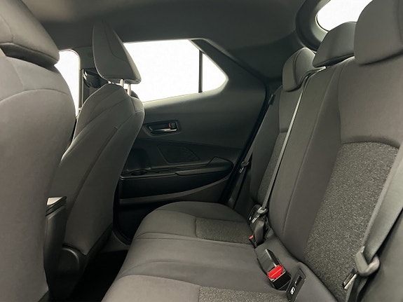 Toyota C-HR 17 of 30