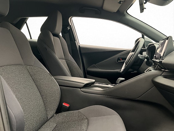 Toyota C-HR 15 of 30
