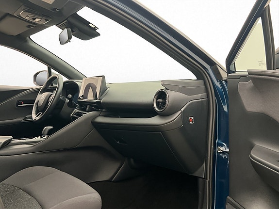 Toyota C-HR 16 of 30