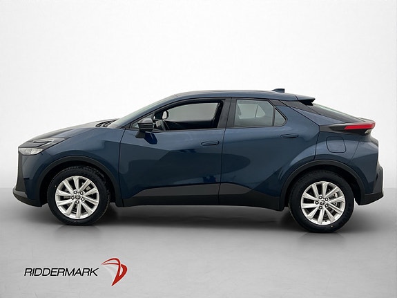 Toyota C-HR 4 of 30